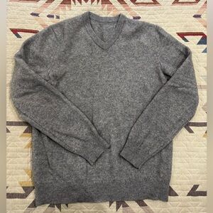 Cashmere Vneck Sweater S